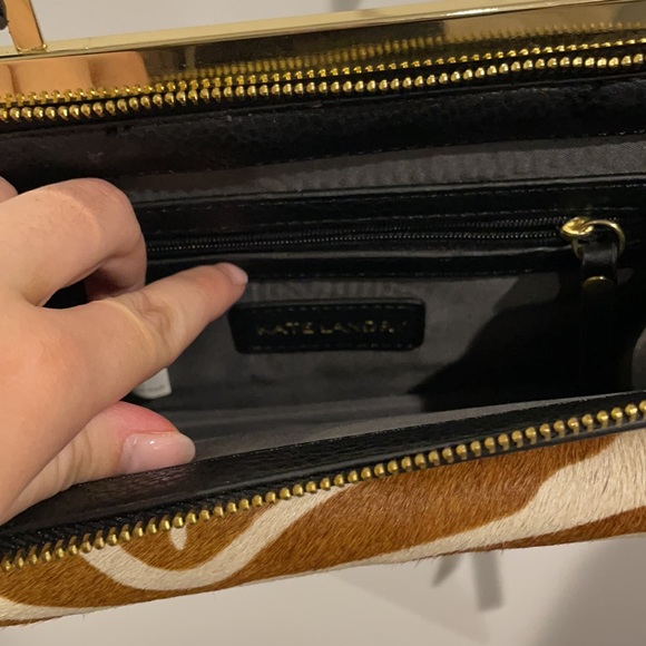 Kate Landry crossbody - Picture 6 of 8